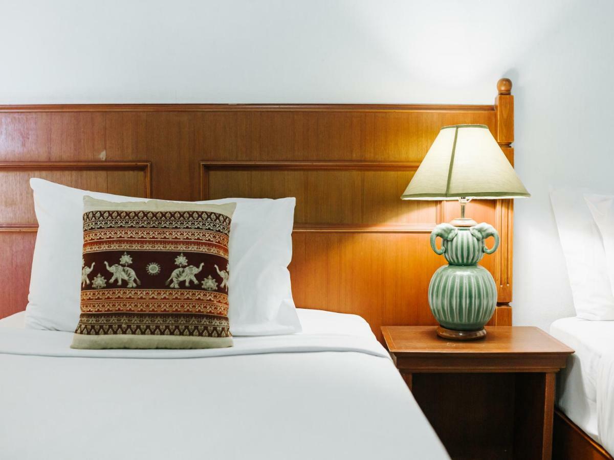 Rendezvous Oldtown Chiangmai Hotel Csiangmaj Kültér fotó