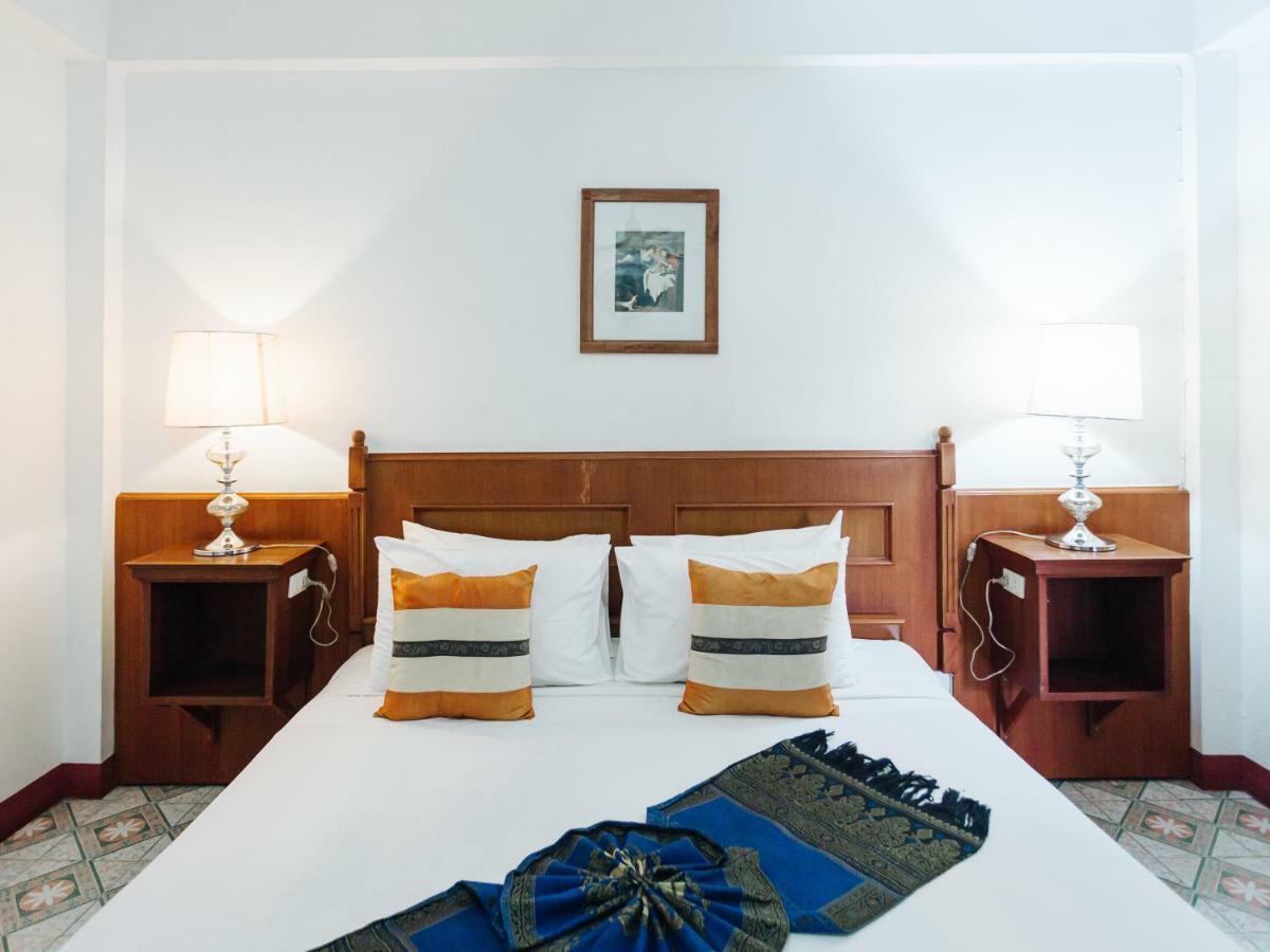 Rendezvous Oldtown Chiangmai Hotel Csiangmaj Kültér fotó