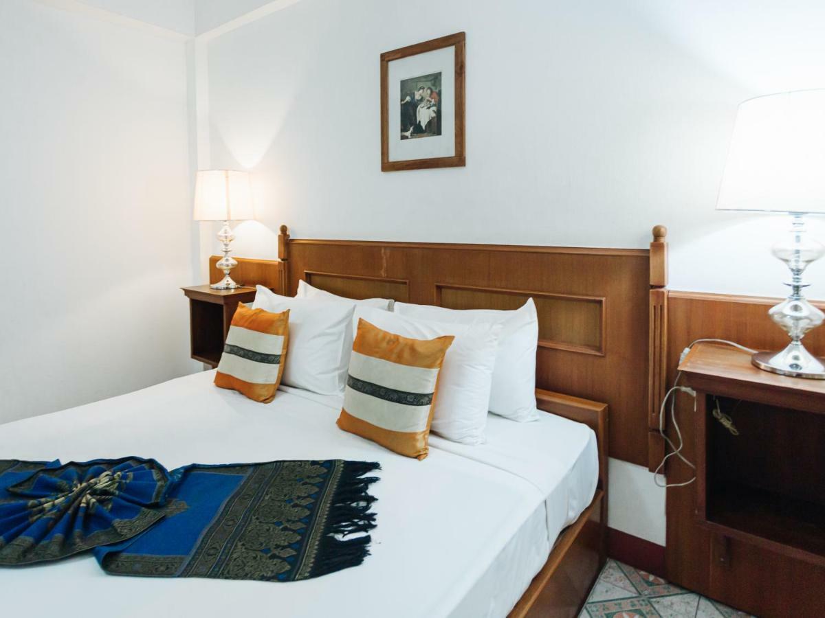 Rendezvous Oldtown Chiangmai Hotel Csiangmaj Kültér fotó