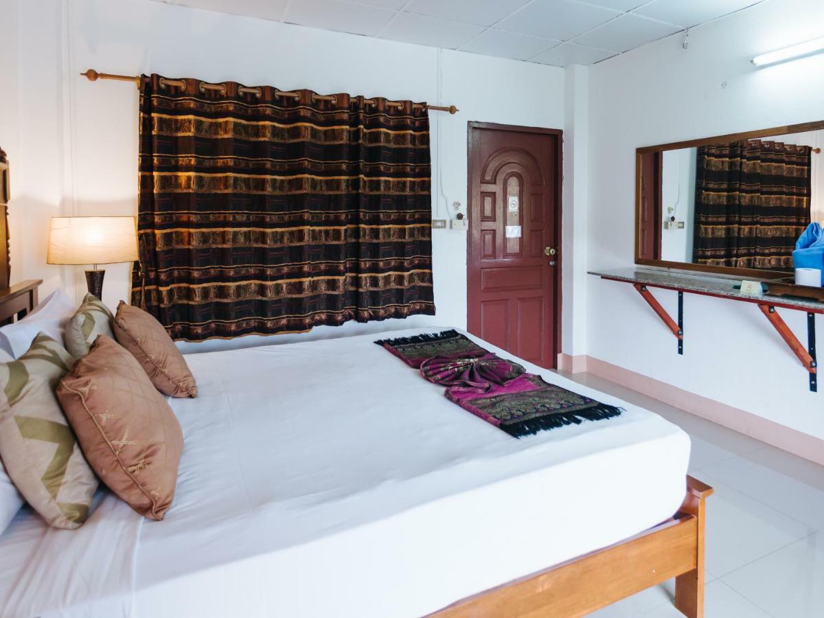 Rendezvous Oldtown Chiangmai Hotel Csiangmaj Kültér fotó