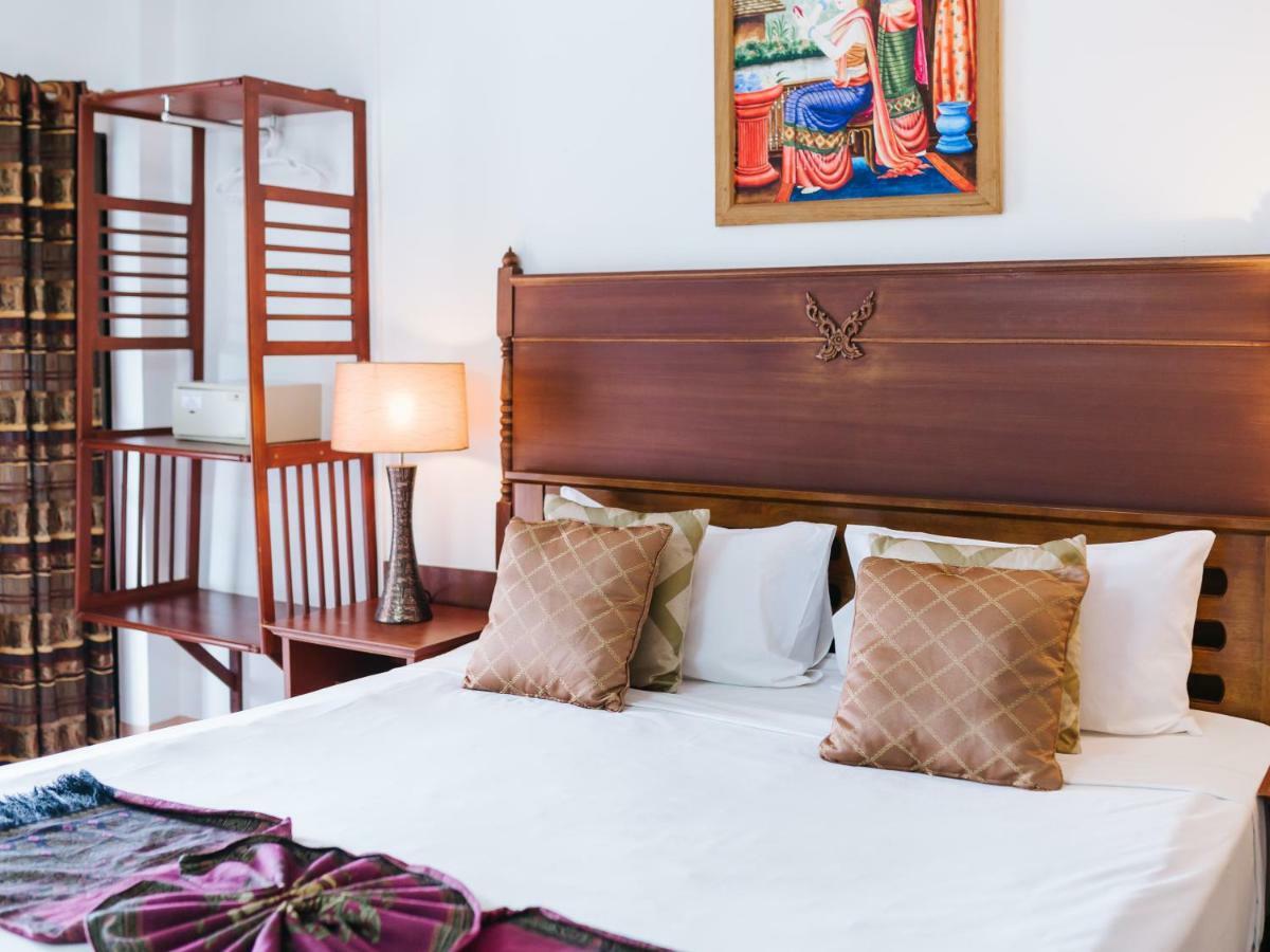 Rendezvous Oldtown Chiangmai Hotel Csiangmaj Kültér fotó