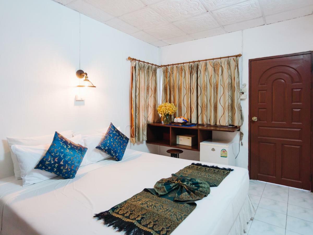 Rendezvous Oldtown Chiangmai Hotel Csiangmaj Kültér fotó