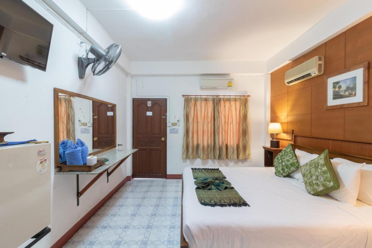 Rendezvous Oldtown Chiangmai Hotel Csiangmaj Kültér fotó
