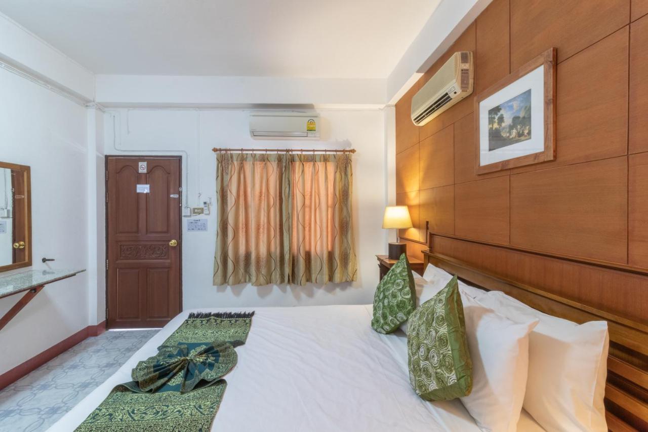 Rendezvous Oldtown Chiangmai Hotel Csiangmaj Kültér fotó
