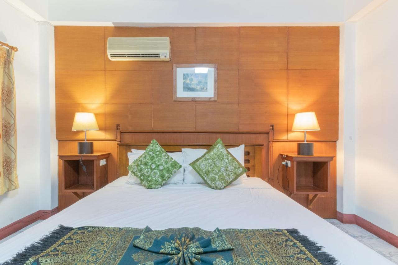 Rendezvous Oldtown Chiangmai Hotel Csiangmaj Kültér fotó